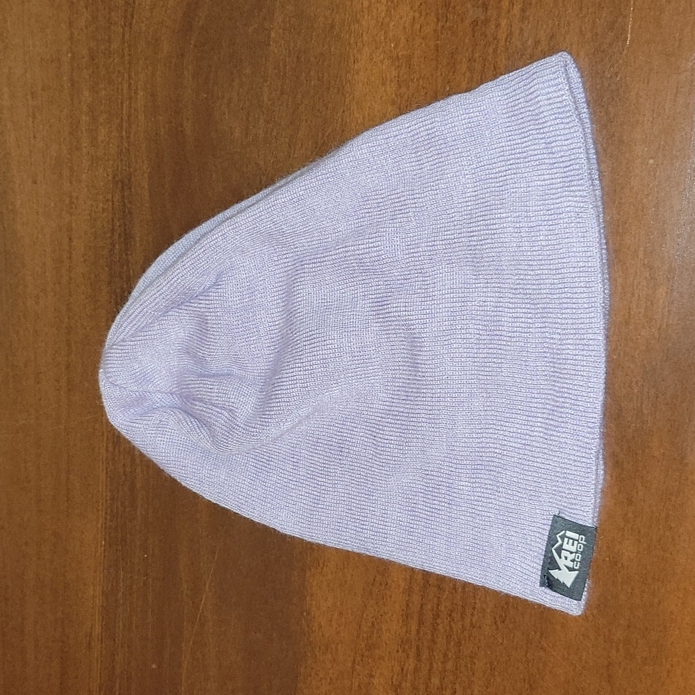 REI hat. Light purple.